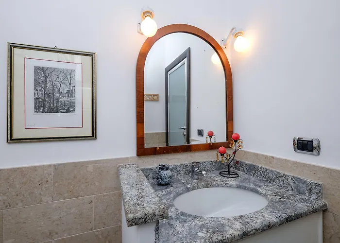 Amazing Penthouse With Terrace By Caracalla